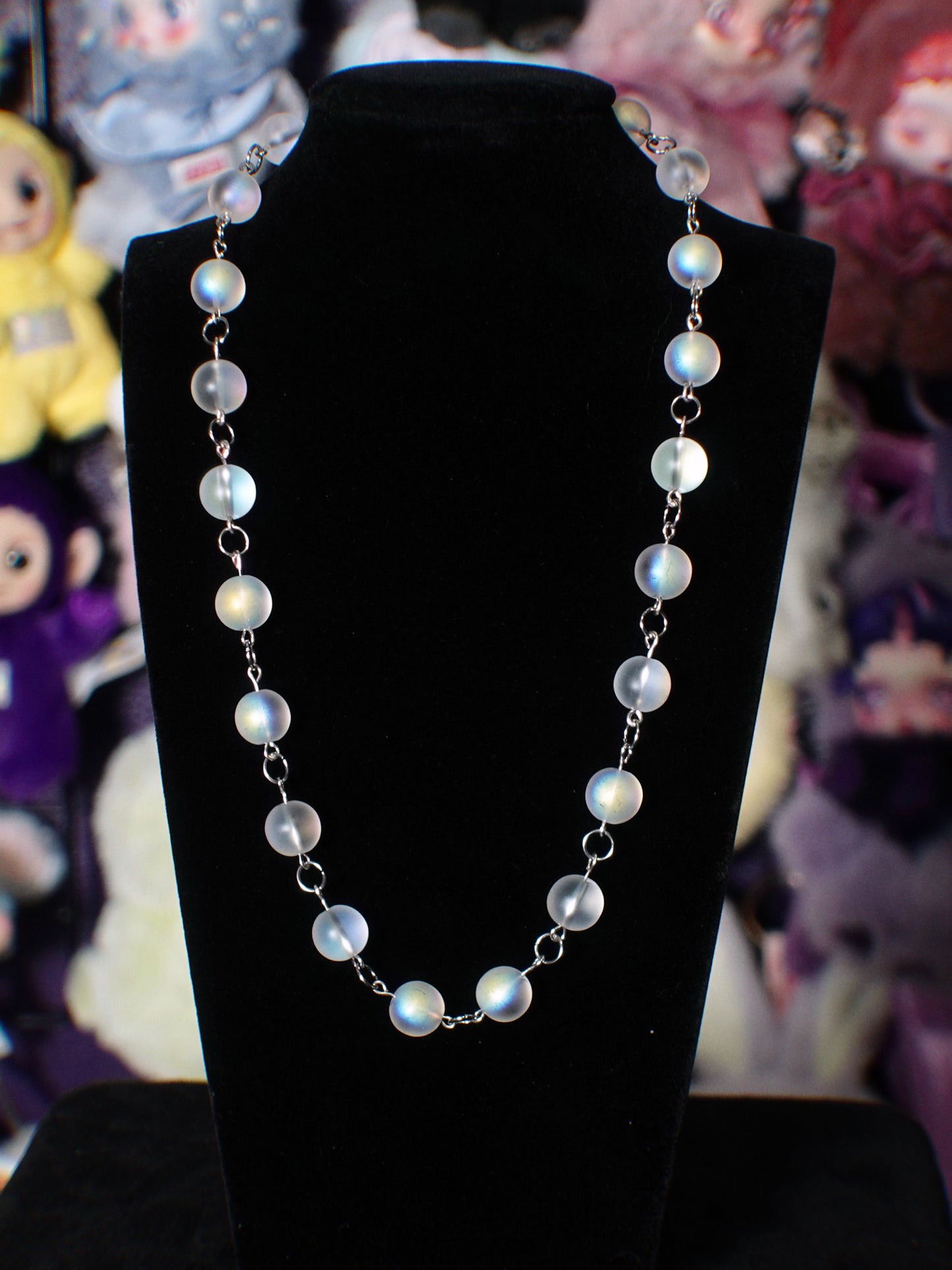 orbit glow necklace