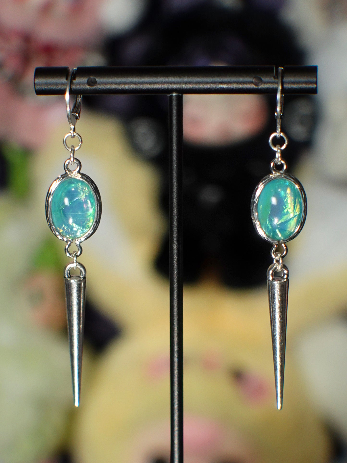 opal spike earrings (THREE COLORS)