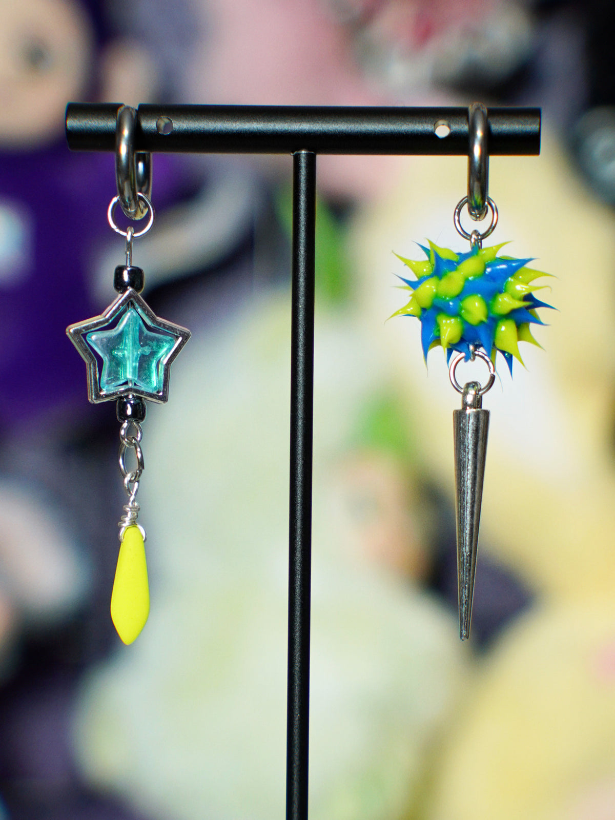 spiky earrings (8 styles)