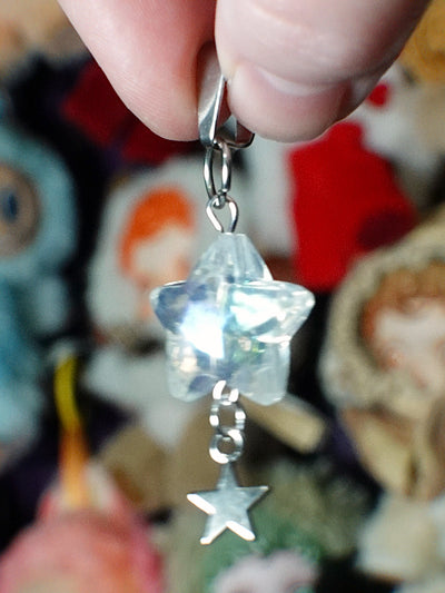 starry eyed pendant