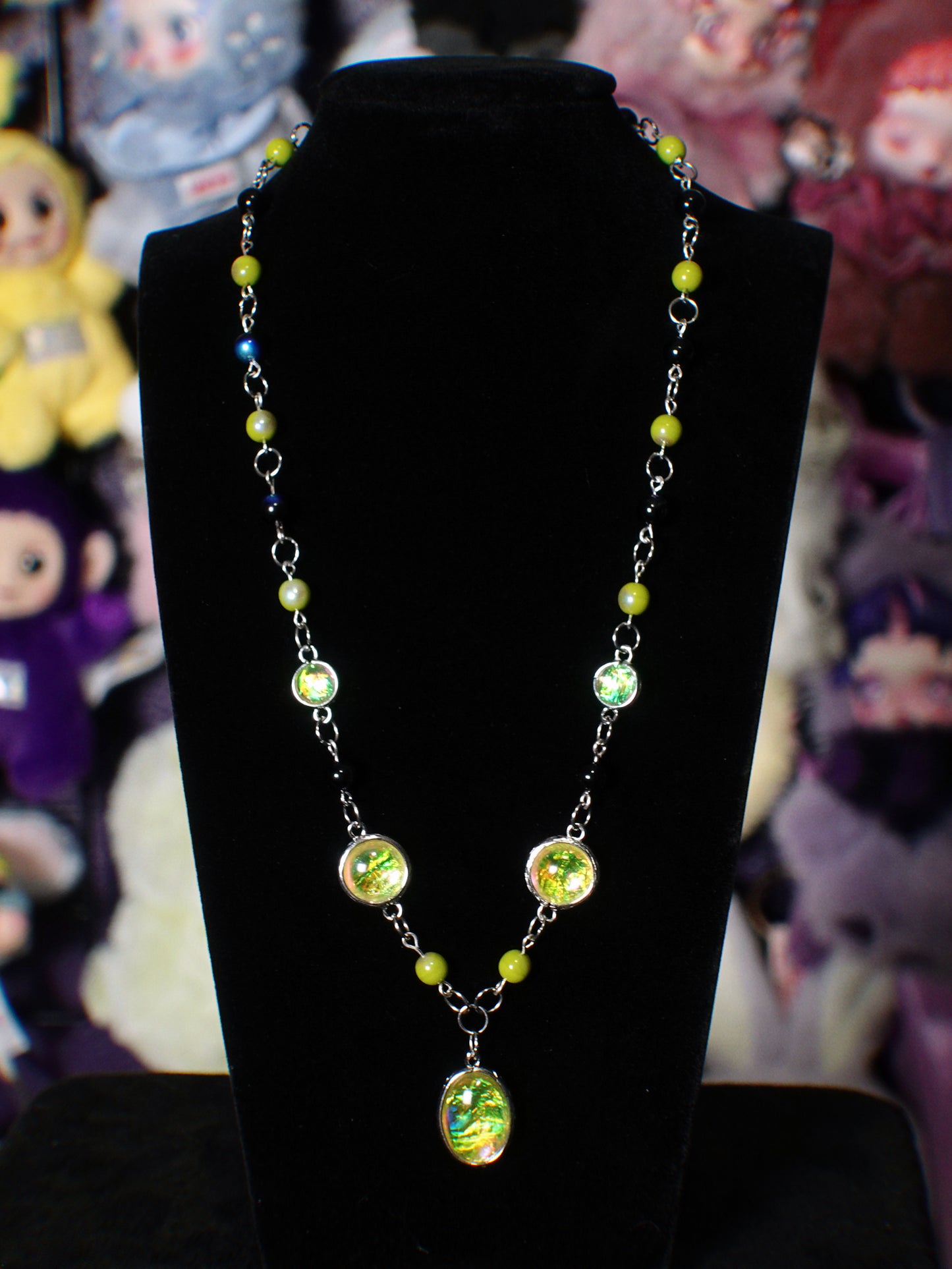 glowy grass opal necklace