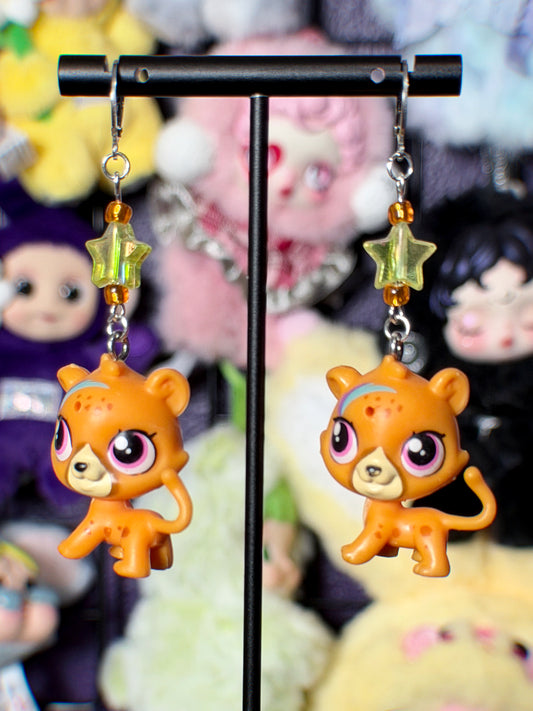 littlest pet shop earrings (yellow/orange)
