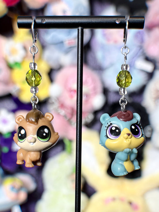 littlest pet shop earrings (misc colors)